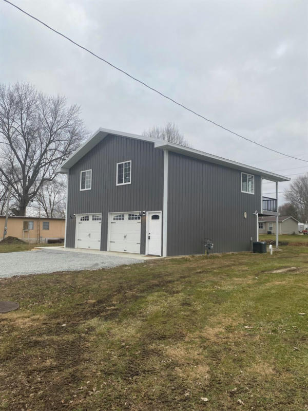 11016 W LAKEVIEW LN, KEWANNA, IN 46939, photo 1 of 26