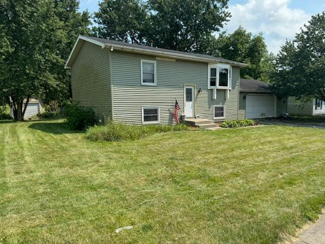 17275 SEQUOIA AVE, LOWELL, IN 46356, photo 1 of 17