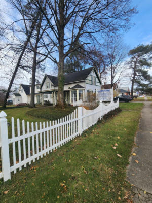 935 S IRONWOOD DR, SOUTH BEND, IN 46615, photo 2 of 29