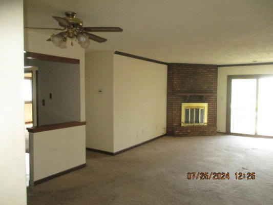 935 W GLEN PARK AVE APT 301, GRIFFITH, IN 46319, photo 4 of 11